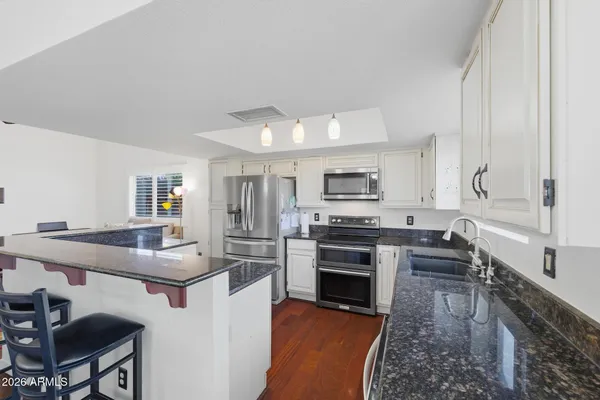 $724,900 | 1338 East Sunburst Lane, Tempe, AZ 85284