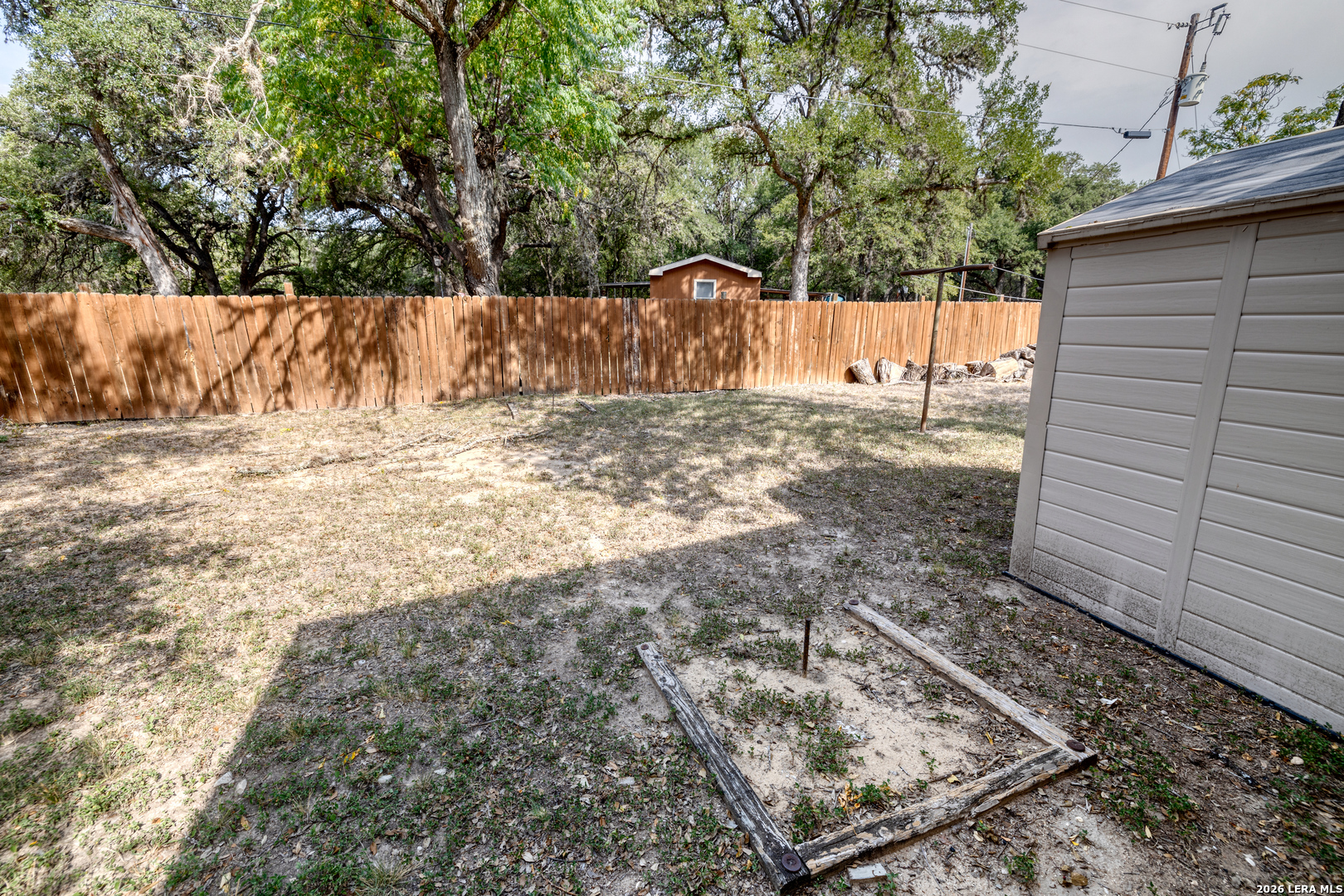 100 Pineview Road Concan, TX 78838 - Photo 7 of 41