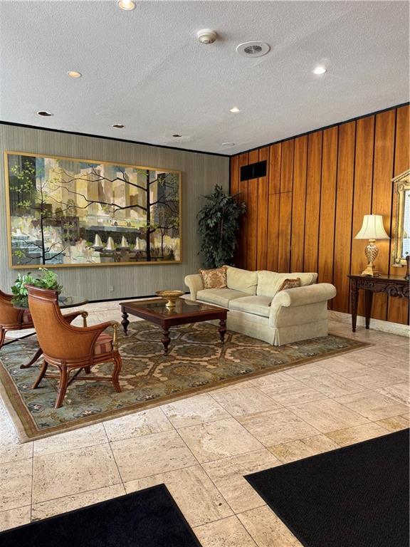 1160 Bower Hill Road, Unit 314A Pittsburgh, PA 15243 - Photo 2 of 24 a living room with furniture and large window