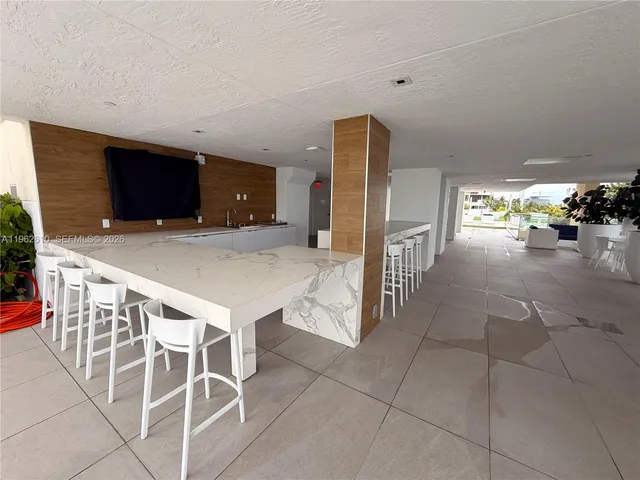 $2,800 | 770 Claughton Island Drive, Unit 606, Miami, FL 33131