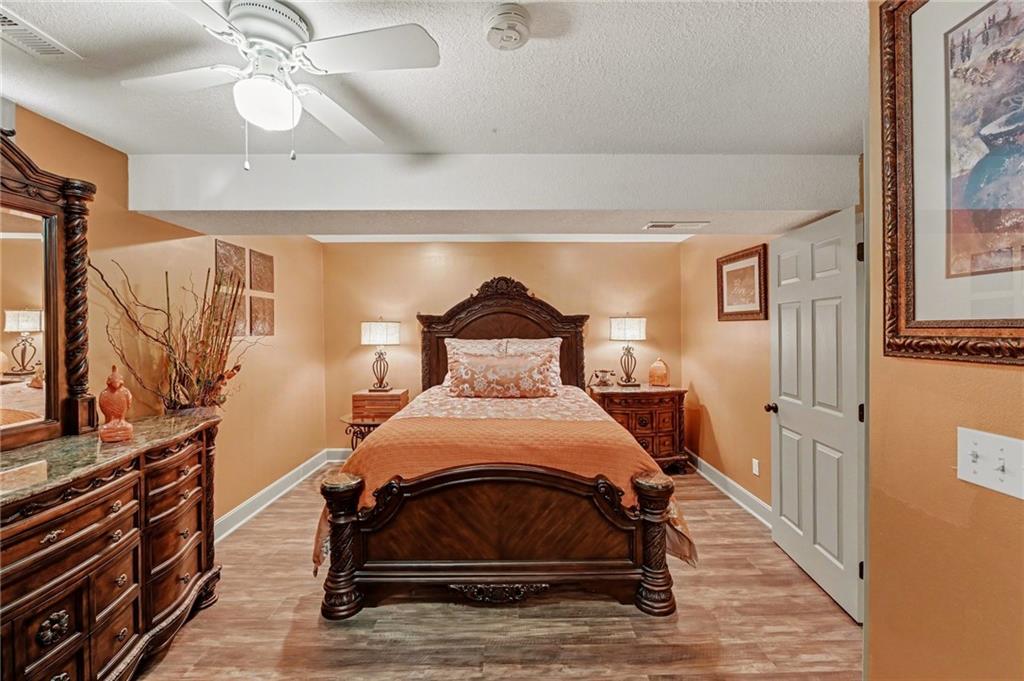 4005 Southwest Homestead Drive Lee's Summit, MO 64082 - Photo 20 of 30