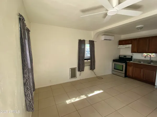 $795 | 3810 North 9th Place, Unit 1, Phoenix, AZ 85014