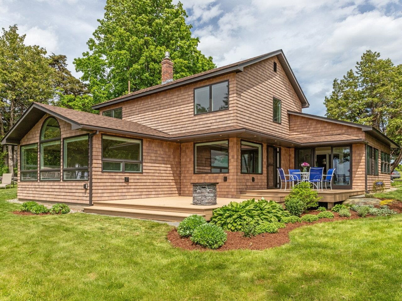 559 West Shore Road South Hero, VT 05486 - Photo 4 of 60 Gallery Image 4