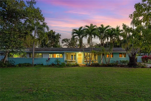 $925,000 | 9340 Southwest 178th Street, Palmetto Bay, FL 33157