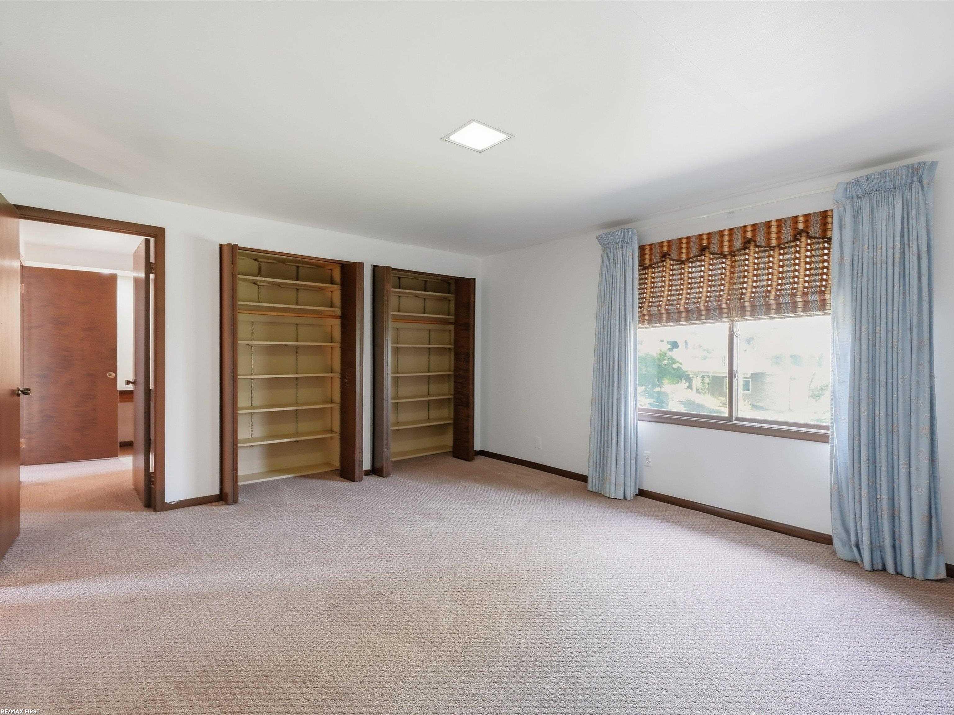 4677 Rolling Ridge Road West Bloomfield, MI 48323 - Photo 51 of 76