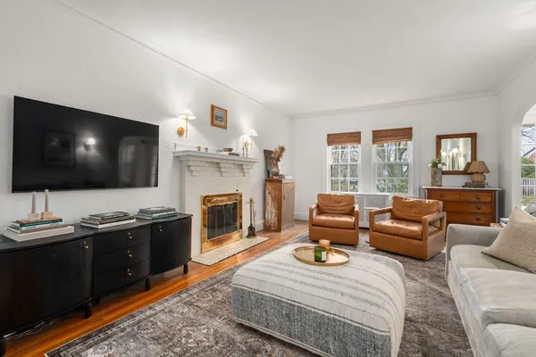 $1,495,000 | 325 Parker Street, Newton, MA 02459