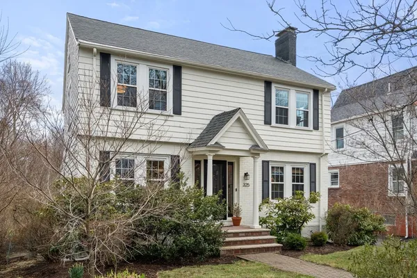 $1,495,000 | 325 Parker Street, Newton, MA 02459