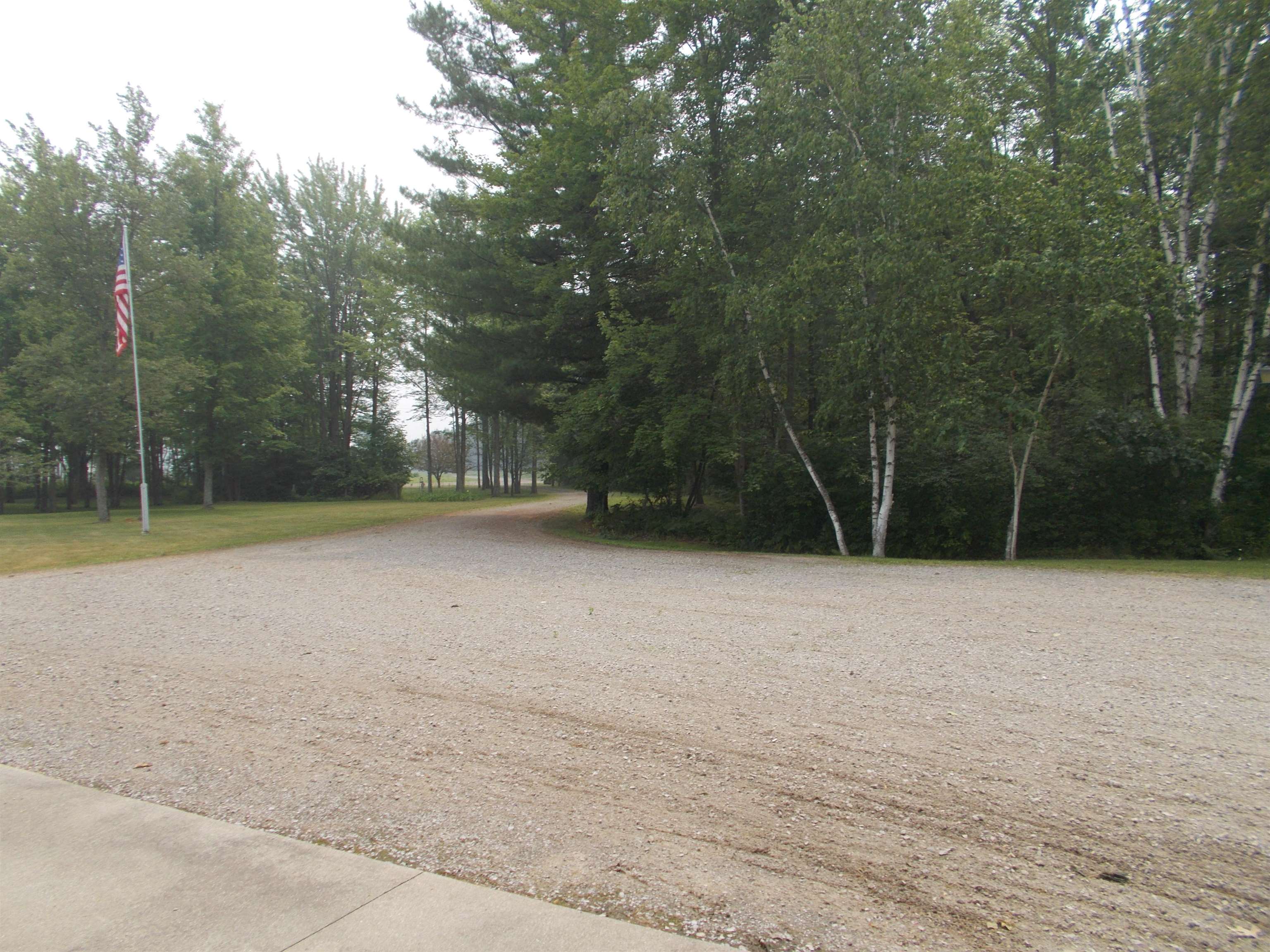 4476 Townline Road Standish, MI 48658 - Photo 19 of 42 1913862-18.JPG