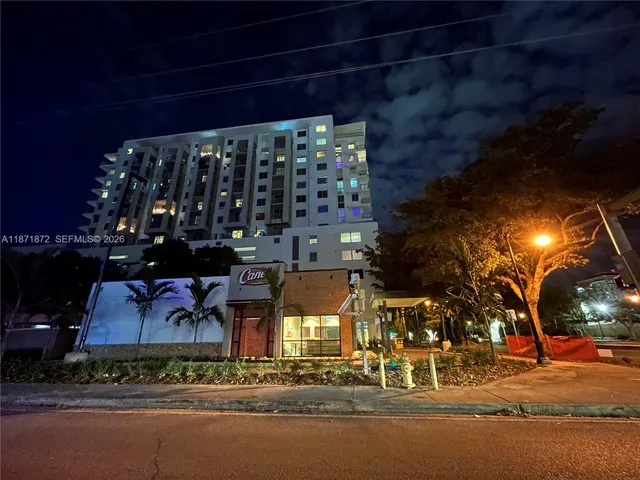 $2,950 | 3410 Coral Way, Unit PH02, Miami, FL 33145