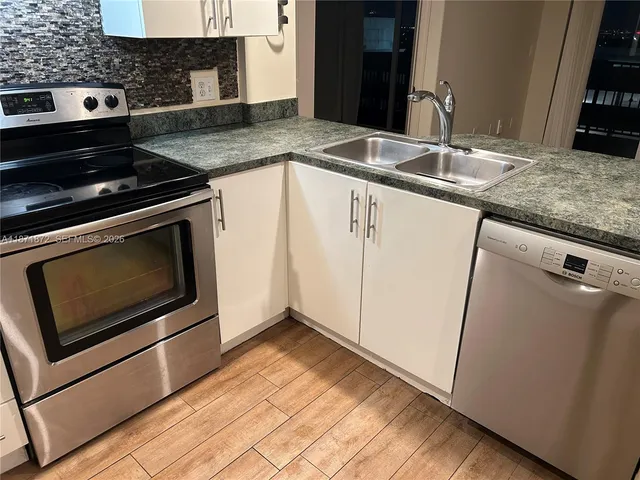 $2,950 | 3410 Coral Way, Unit PH02, Miami, FL 33145