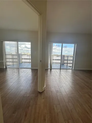 $2,950 | 3410 Coral Way, Unit PH02, Miami, FL 33145