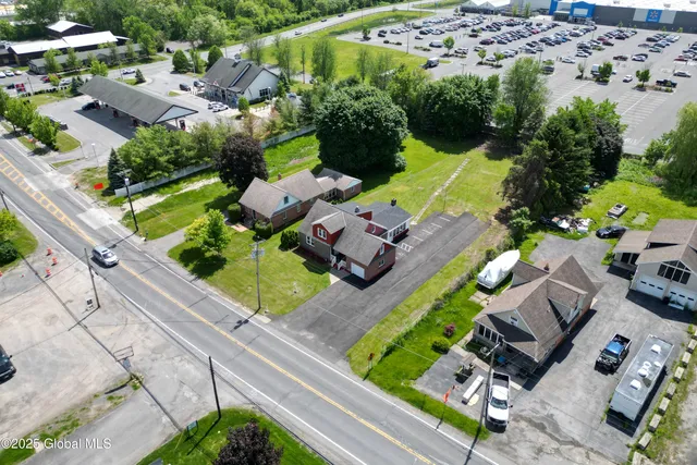 $449,900 | 135 Freemans Bridge Road, Glenville, NY 12302