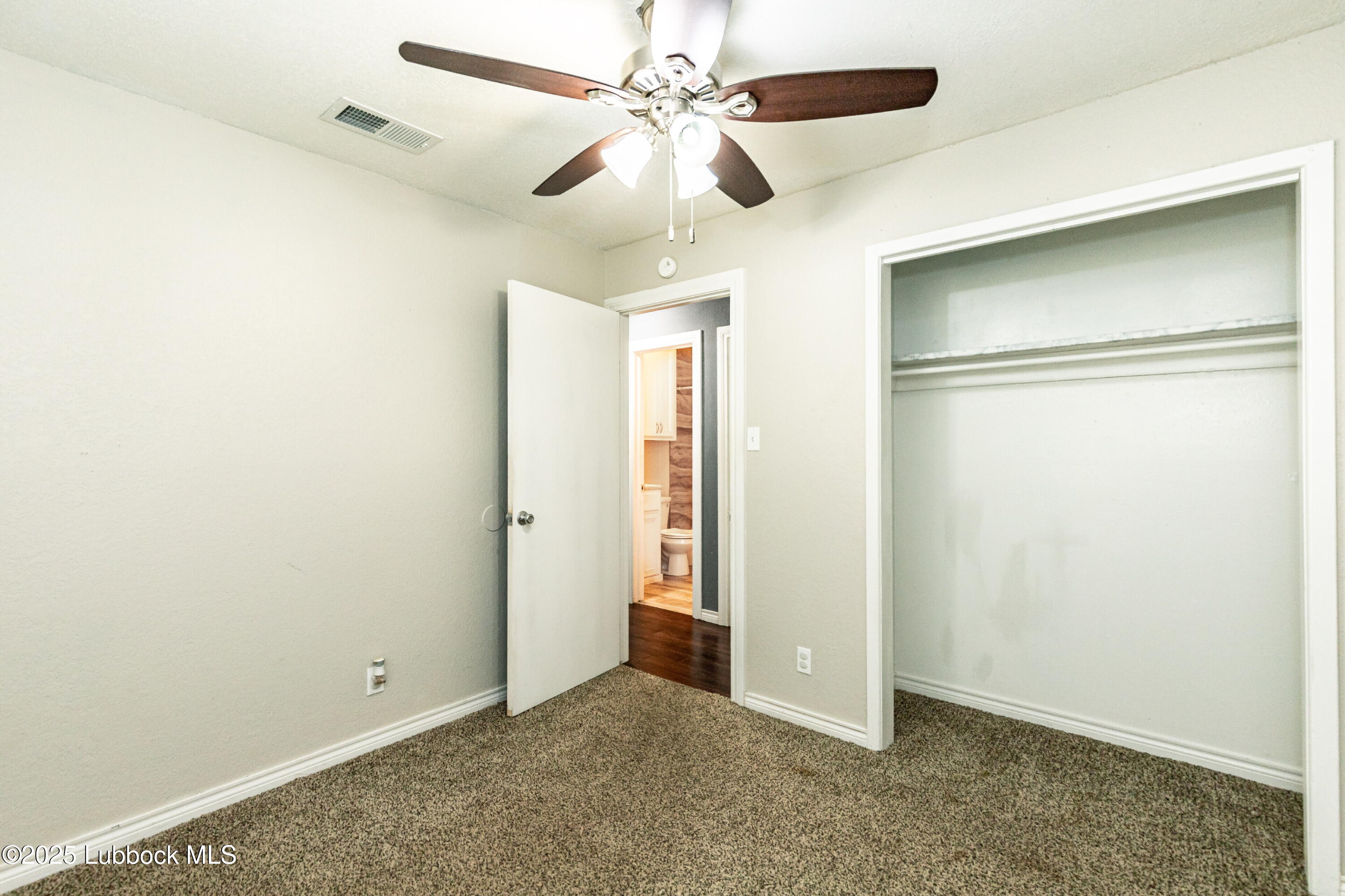 5310 45th Street Lubbock, TX 79414 - Photo 22 of 32 5310 45th-26