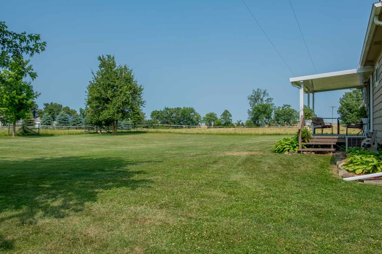 3691 Parmenter Road Durand, MI 48429 - Photo 4 of 11 31387031-21.JPG