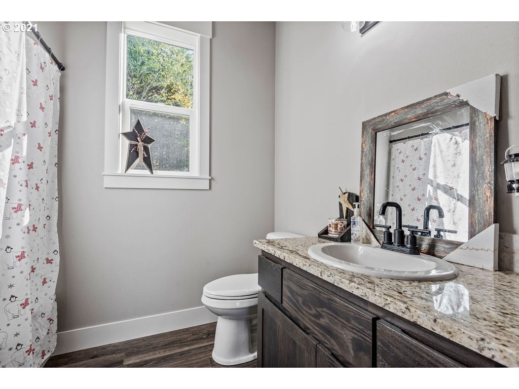231 North Bodine Road Kelso, WA 98626 - Photo 13 of 30 Gallery Image 13