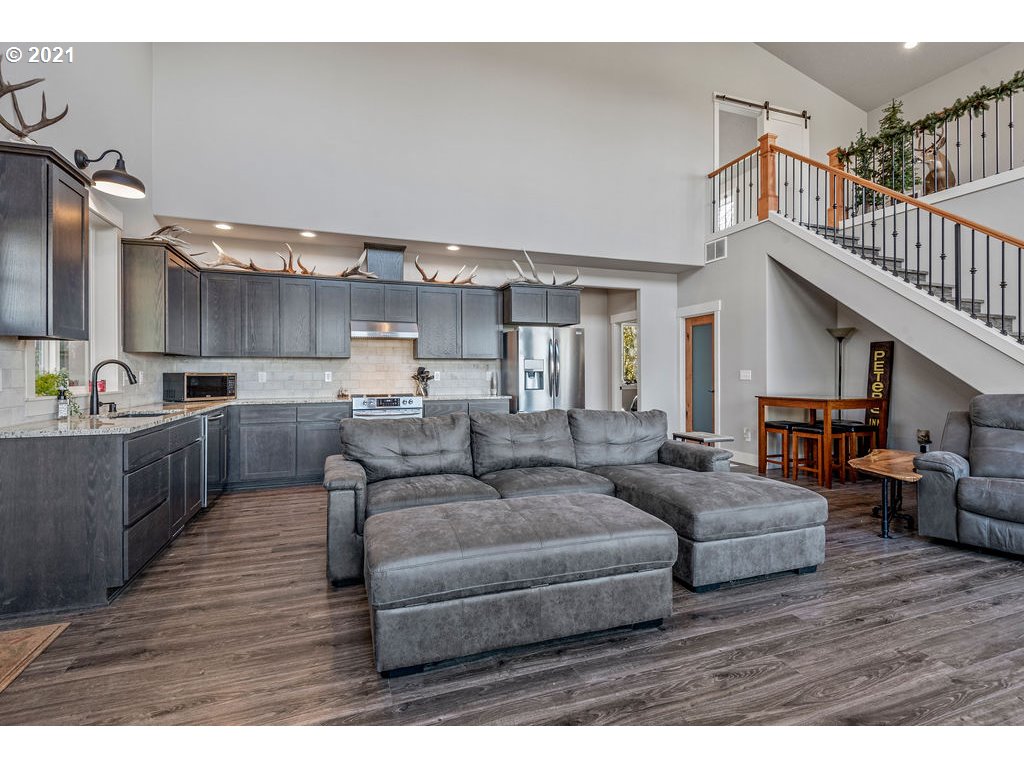 231 North Bodine Road Kelso, WA 98626 - Photo 10 of 30 Gallery Image 10