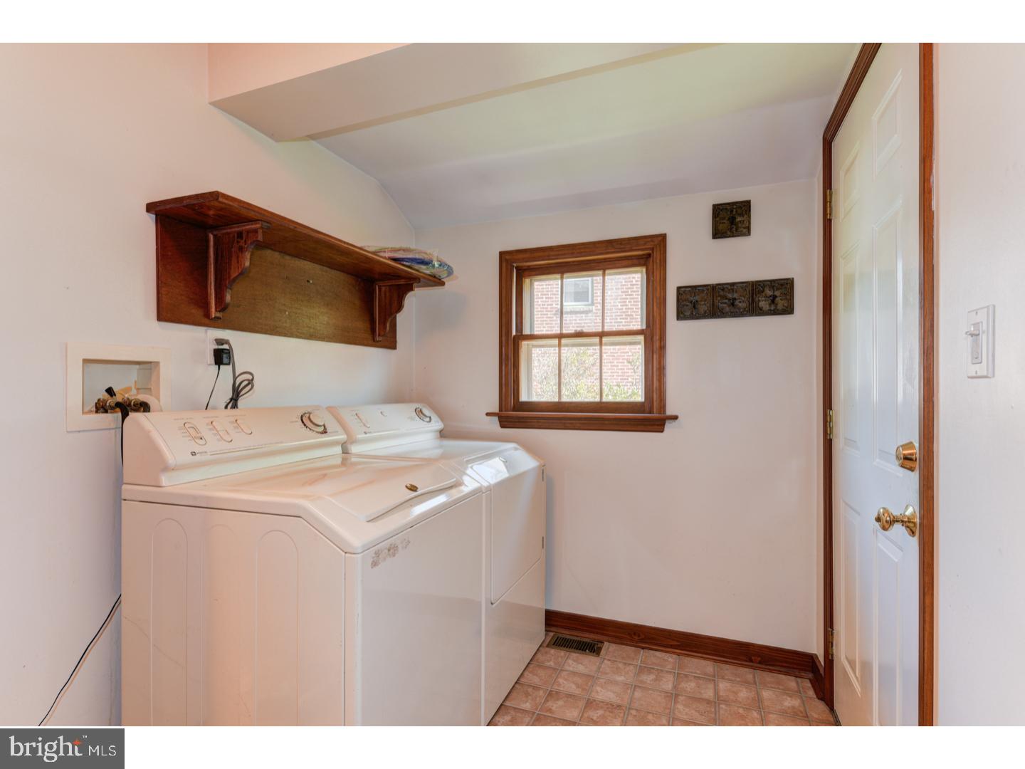403 Willow Road Oreland, PA 19075 - Photo 16 of 25 Laundry Room