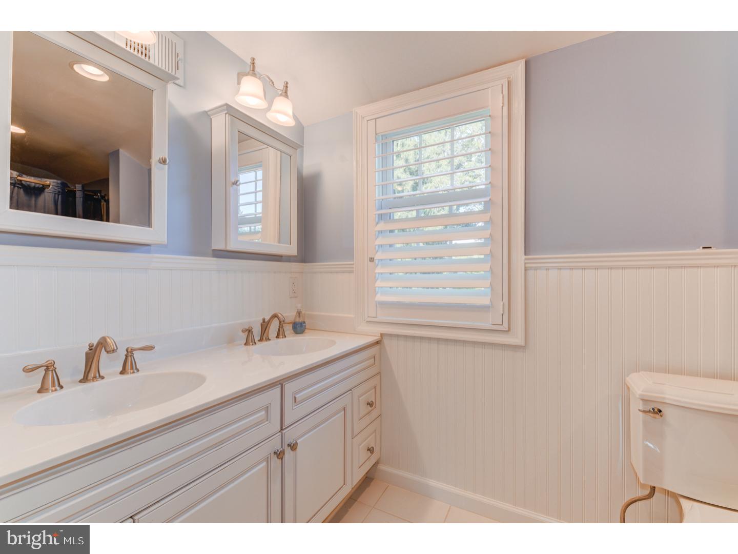 403 Willow Road Oreland, PA 19075 - Photo 18 of 25 Bathroom