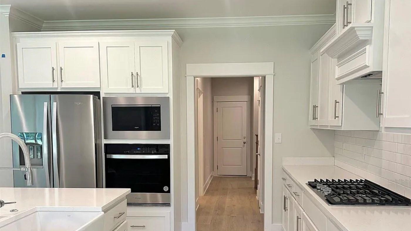 109 Daybreak Trail Fairhope, AL 36532 - Photo 7 of 39 Kitchen
