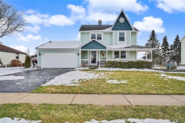 $394,500 | 34 Pheasant Run Lane, Lancaster, NY 14086