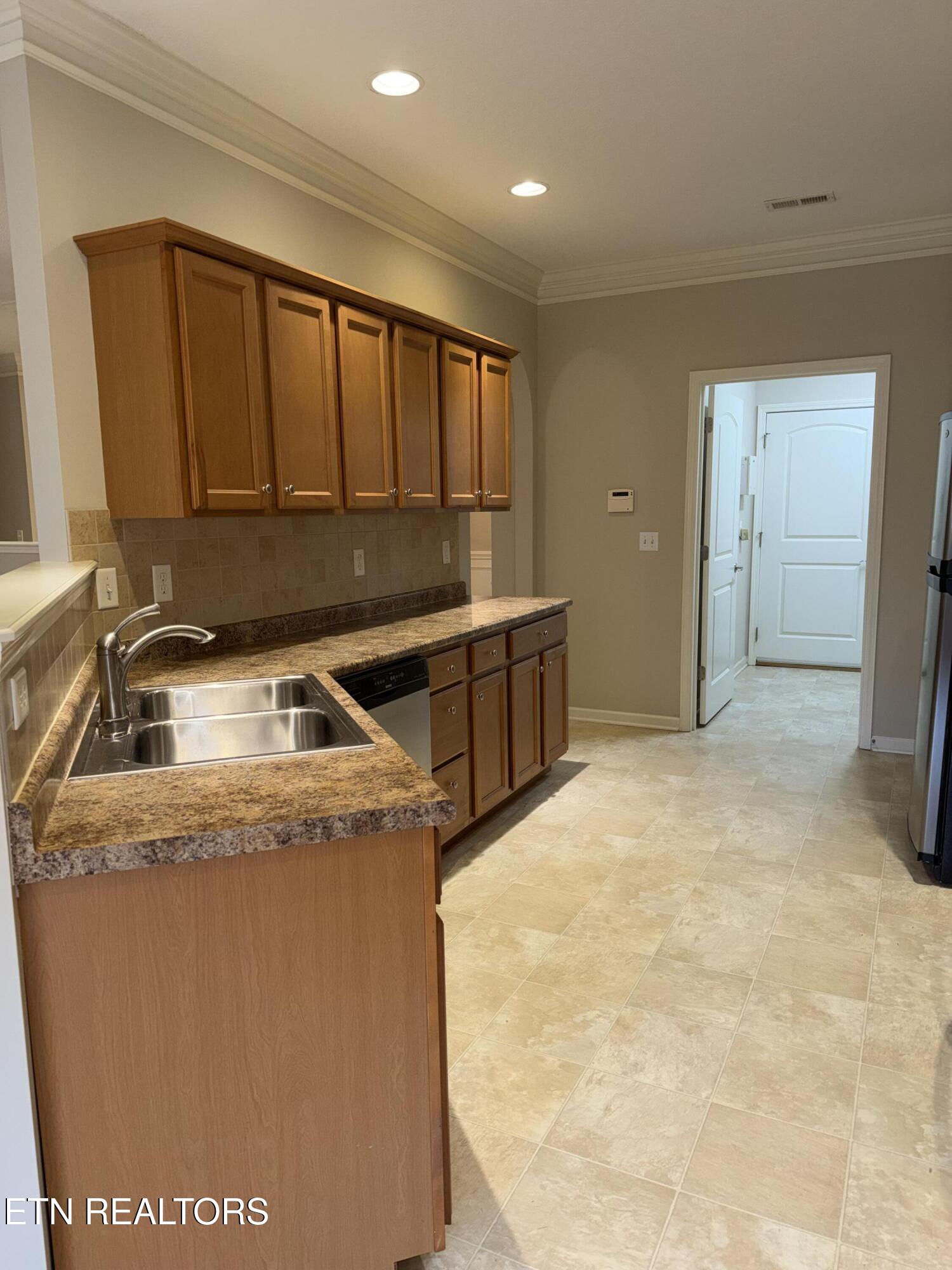 939 Tavistock Way Knoxville, TN 37918 - Photo 16 of 31 IMG_1601