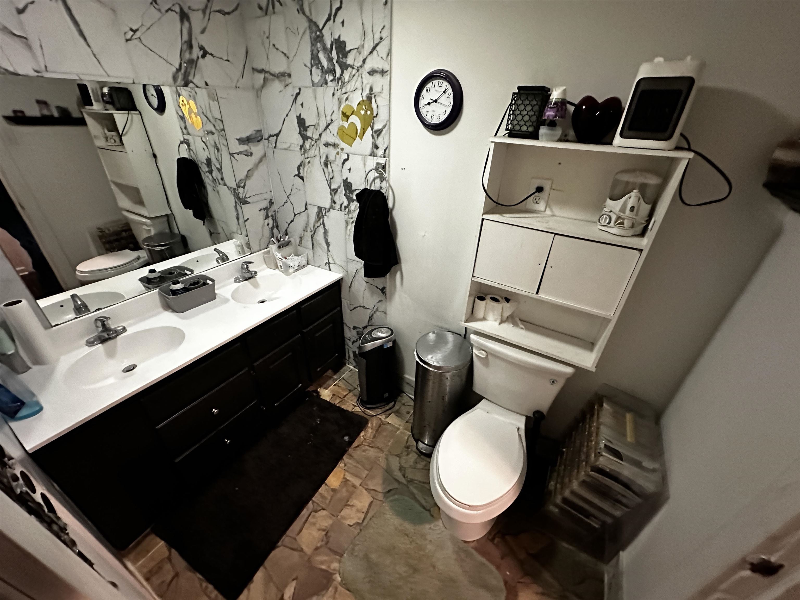 3530 Crow Road Memphis, TN 38108 - Photo 9 of 11 Bathroom with vanity and toilet