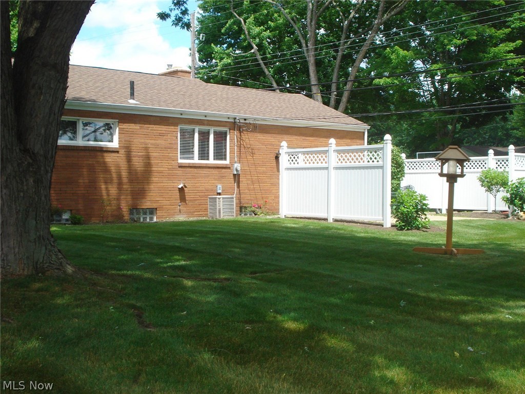 4818 14th Street Northwest Canton, OH 44708 - Photo 9 of 35 Gallery Image 9