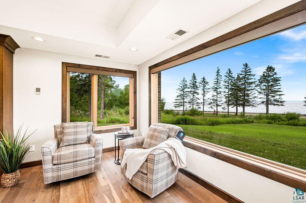 8411 Congdon Boulevard, Unit 1 Duluth, MN 55804 - Photo 15 of 35