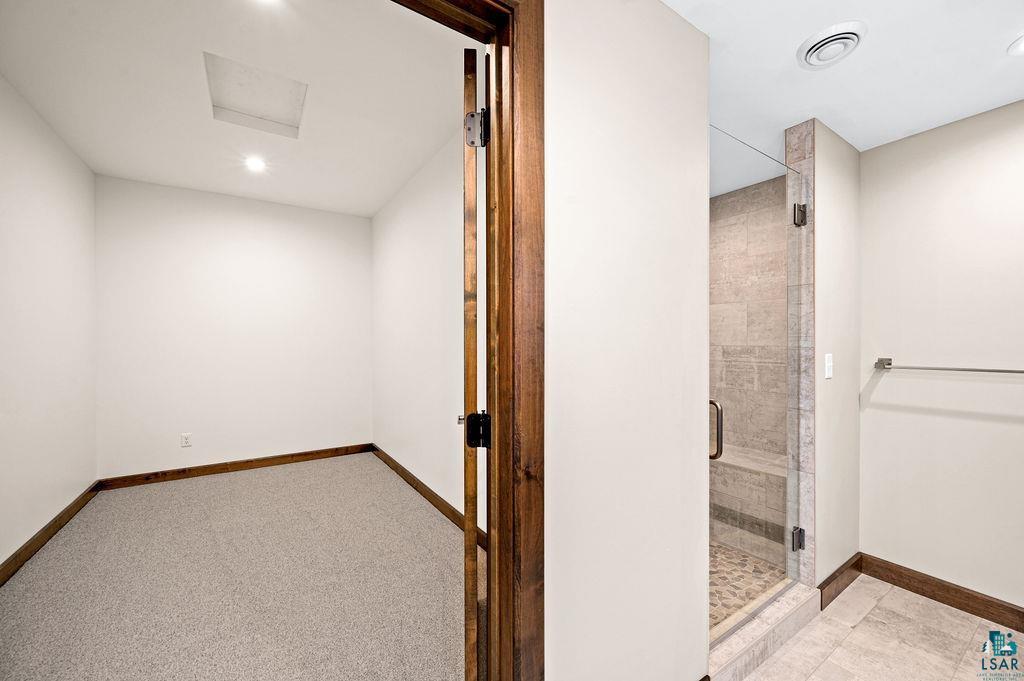 8411 Congdon Boulevard, Unit 1 Duluth, MN 55804 - Photo 24 of 35