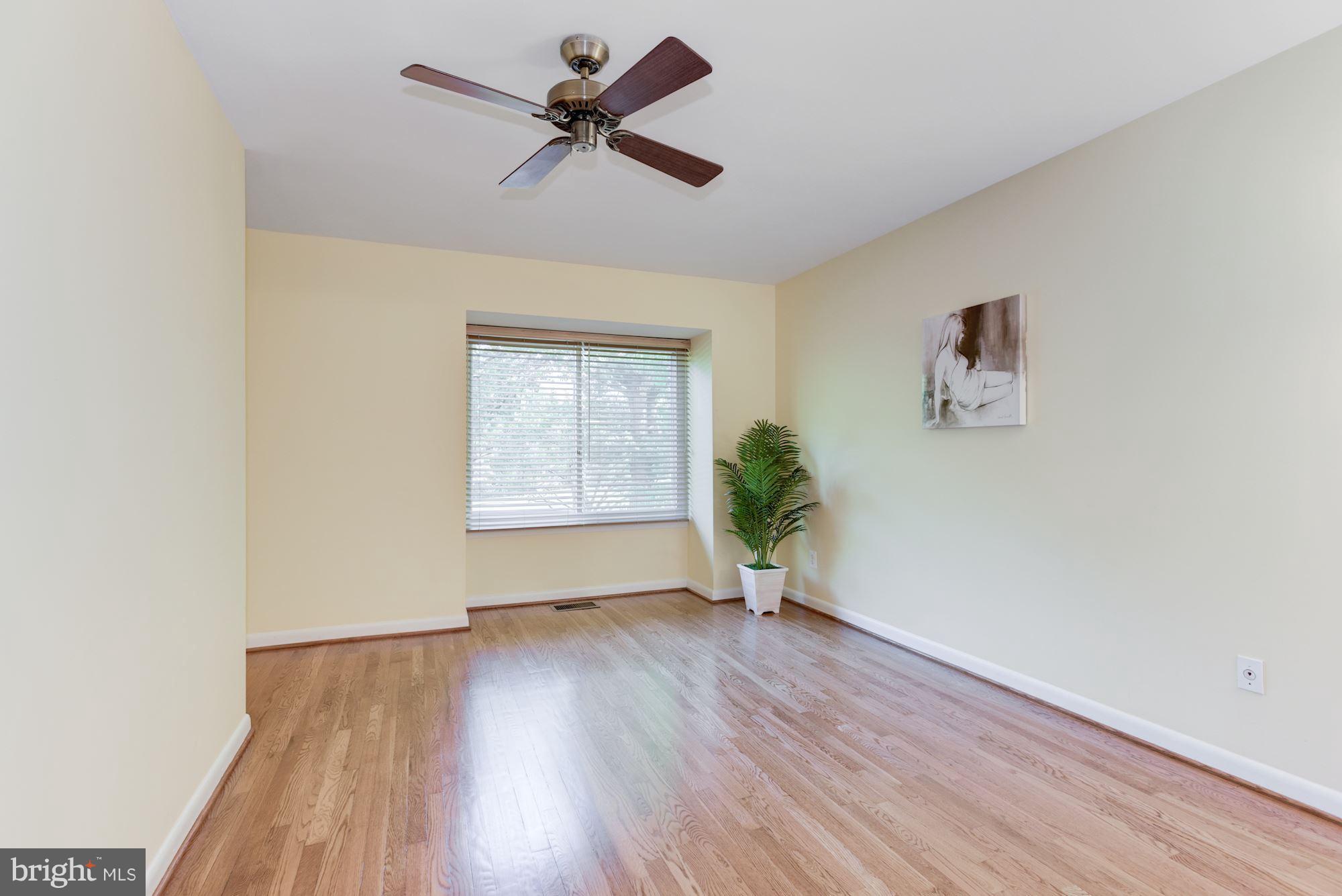 11607 Golf Course Square Reston, VA 20191 - Photo 13 of 30 Bedroom (Master)
