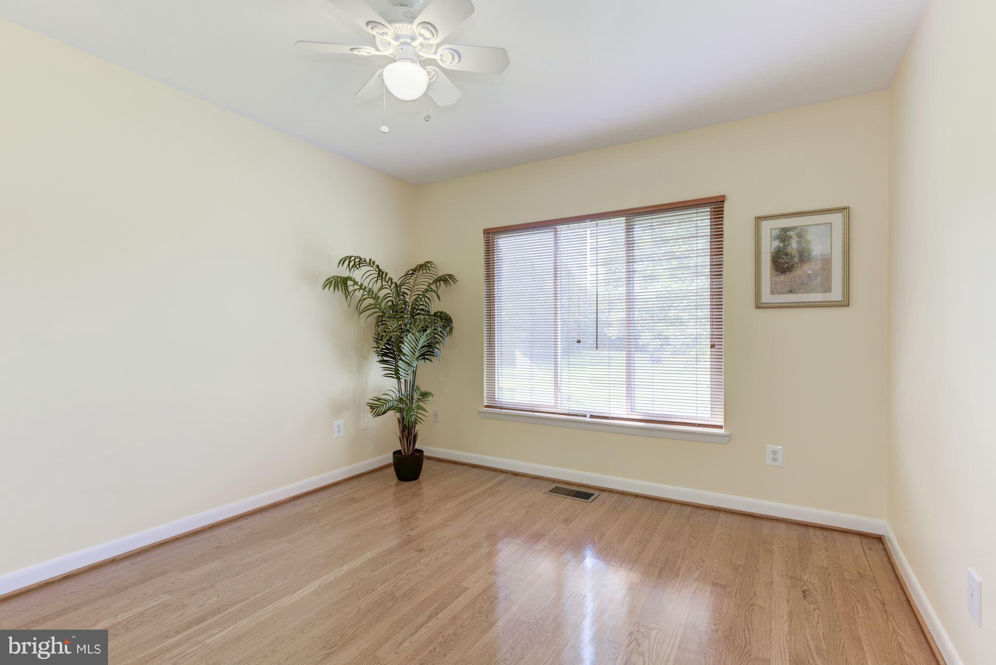 11607 Golf Course Square Reston, VA 20191 - Photo 17 of 30 Bedroom