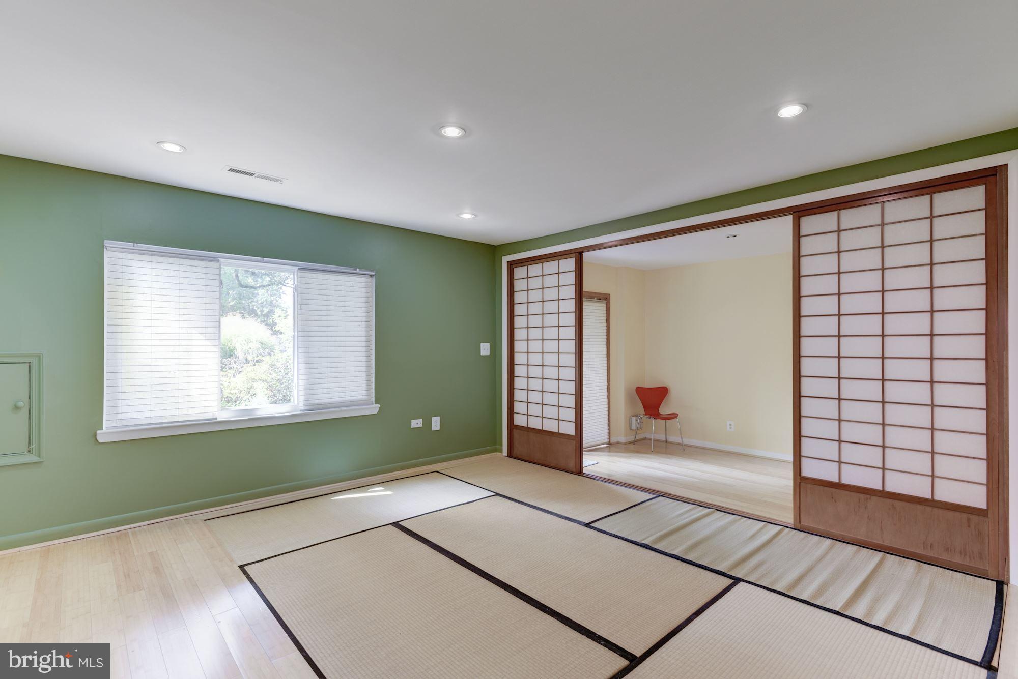11607 Golf Course Square Reston, VA 20191 - Photo 21 of 30 Custom Tatami Room