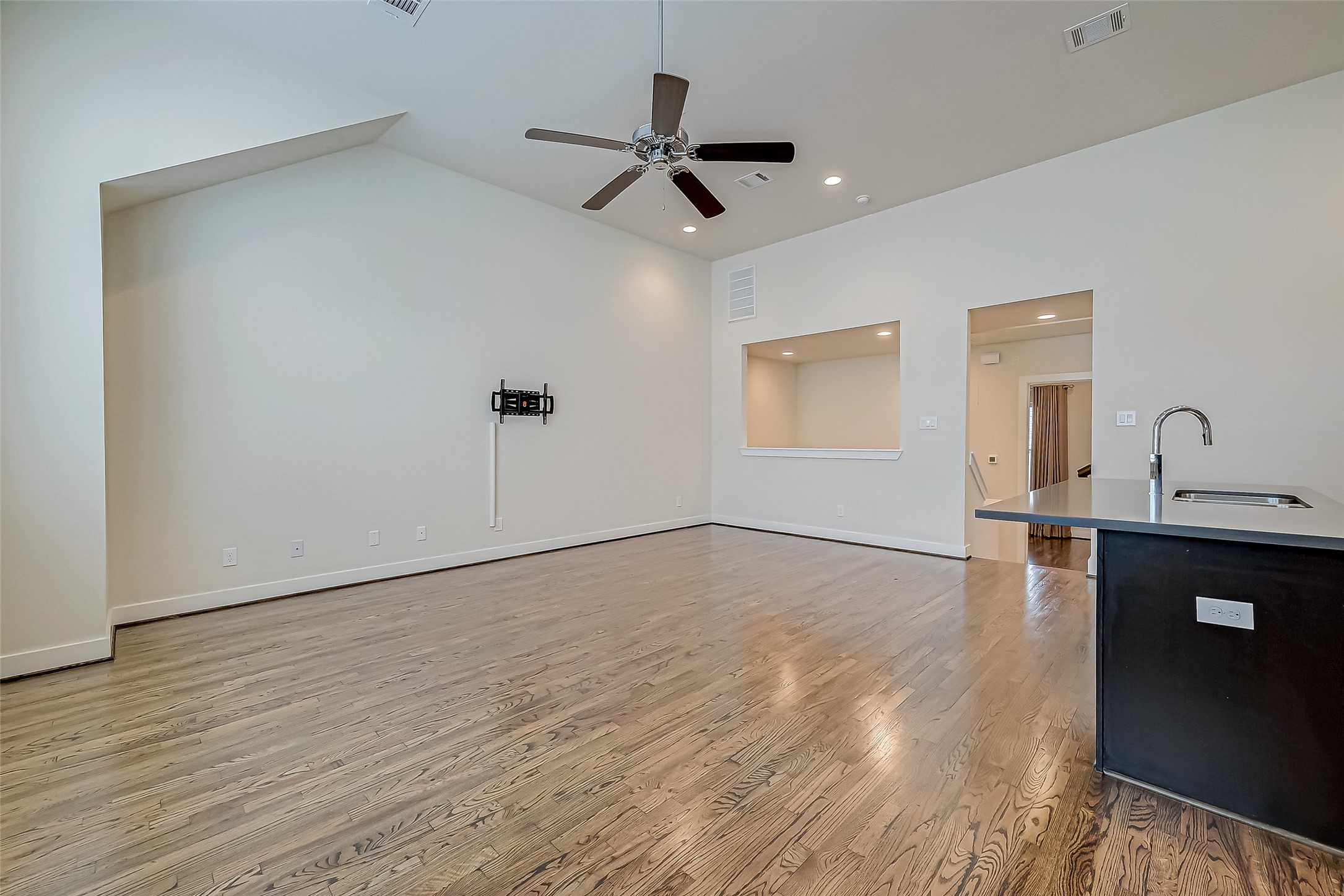 4025 Tulane Street Houston, TX 77018 - Photo 12 of 49