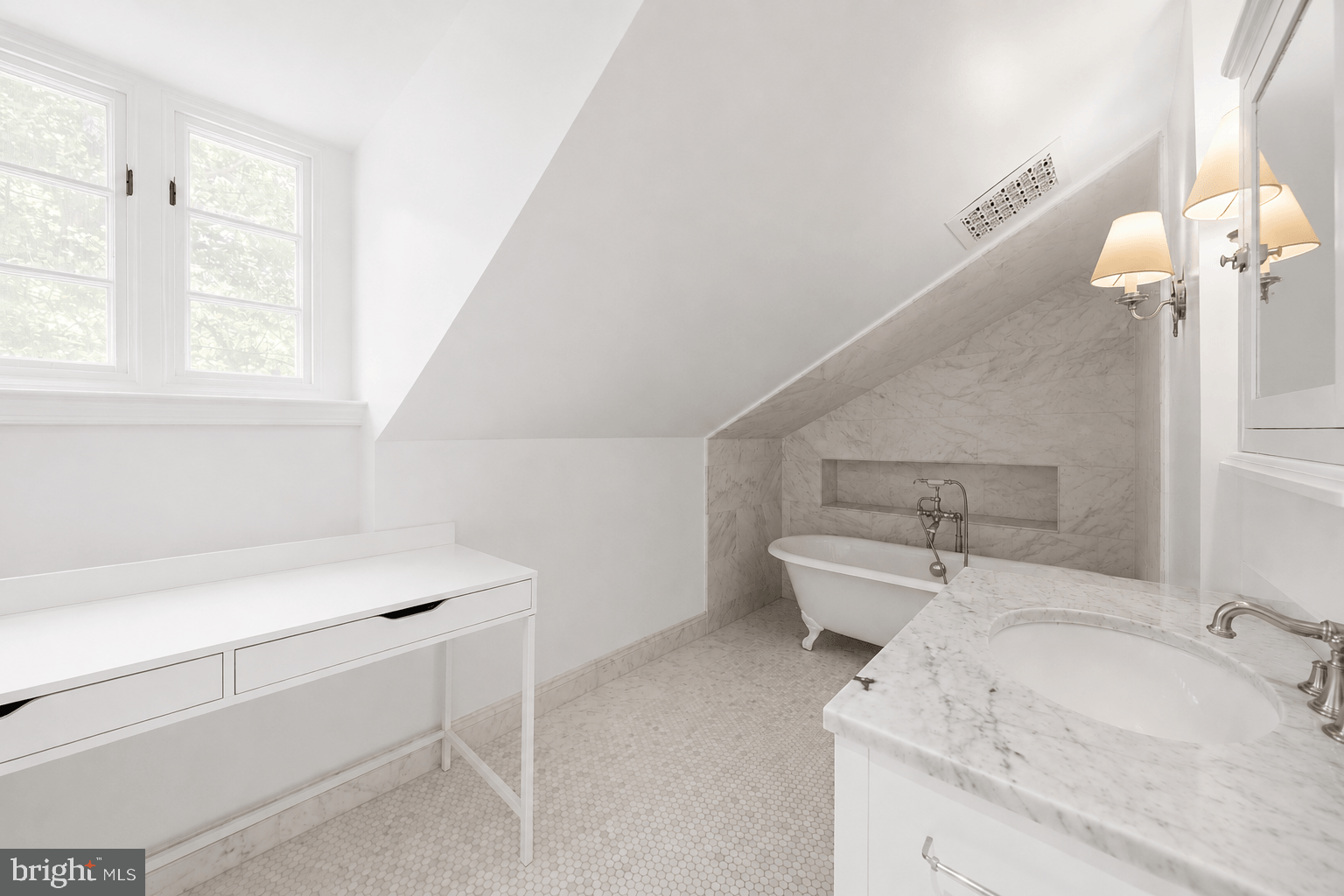 2501 49th Street Northwest Washington, DC 20007 - Photo 32 of 44