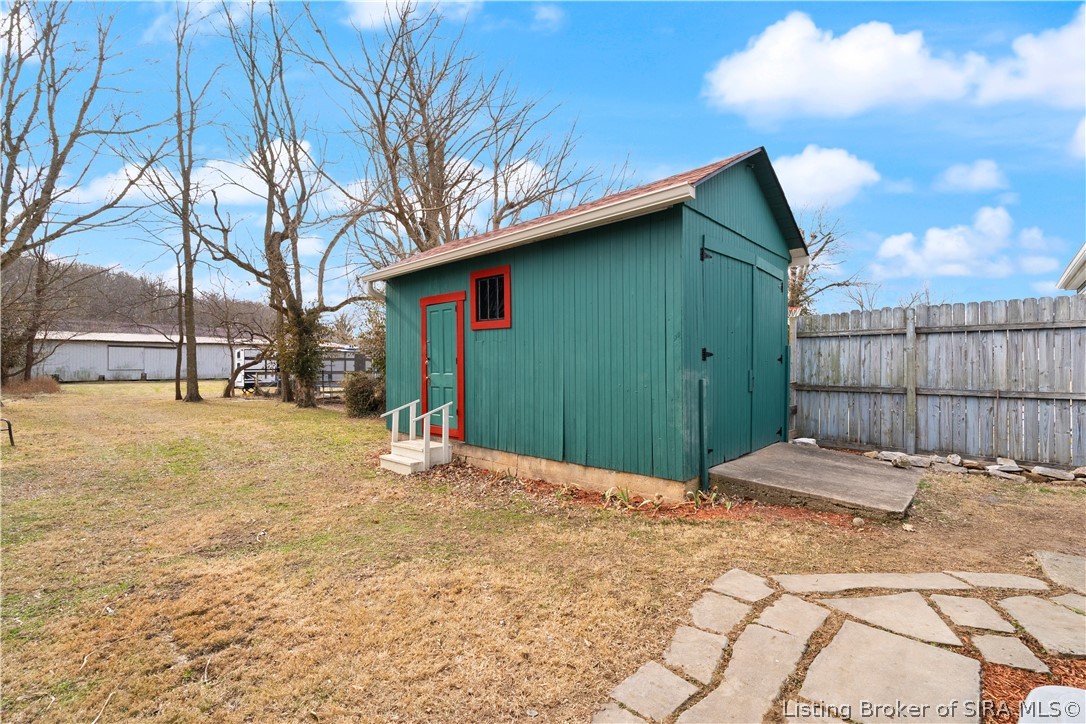 427 East Chestnut Street Corydon, IN 47112 - Photo 51 of 57