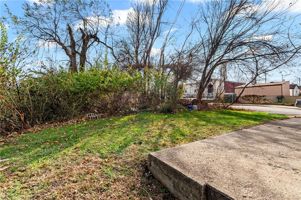 702 East 19th Avenue Homestead, PA 15120 - Photo 19 of 22