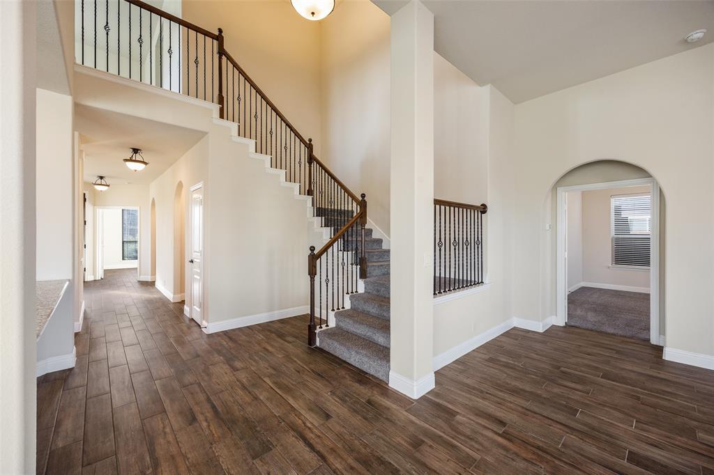 1817 Ramsgate Road Forney, TX 75126 - Photo 23 of 40 Stair way
