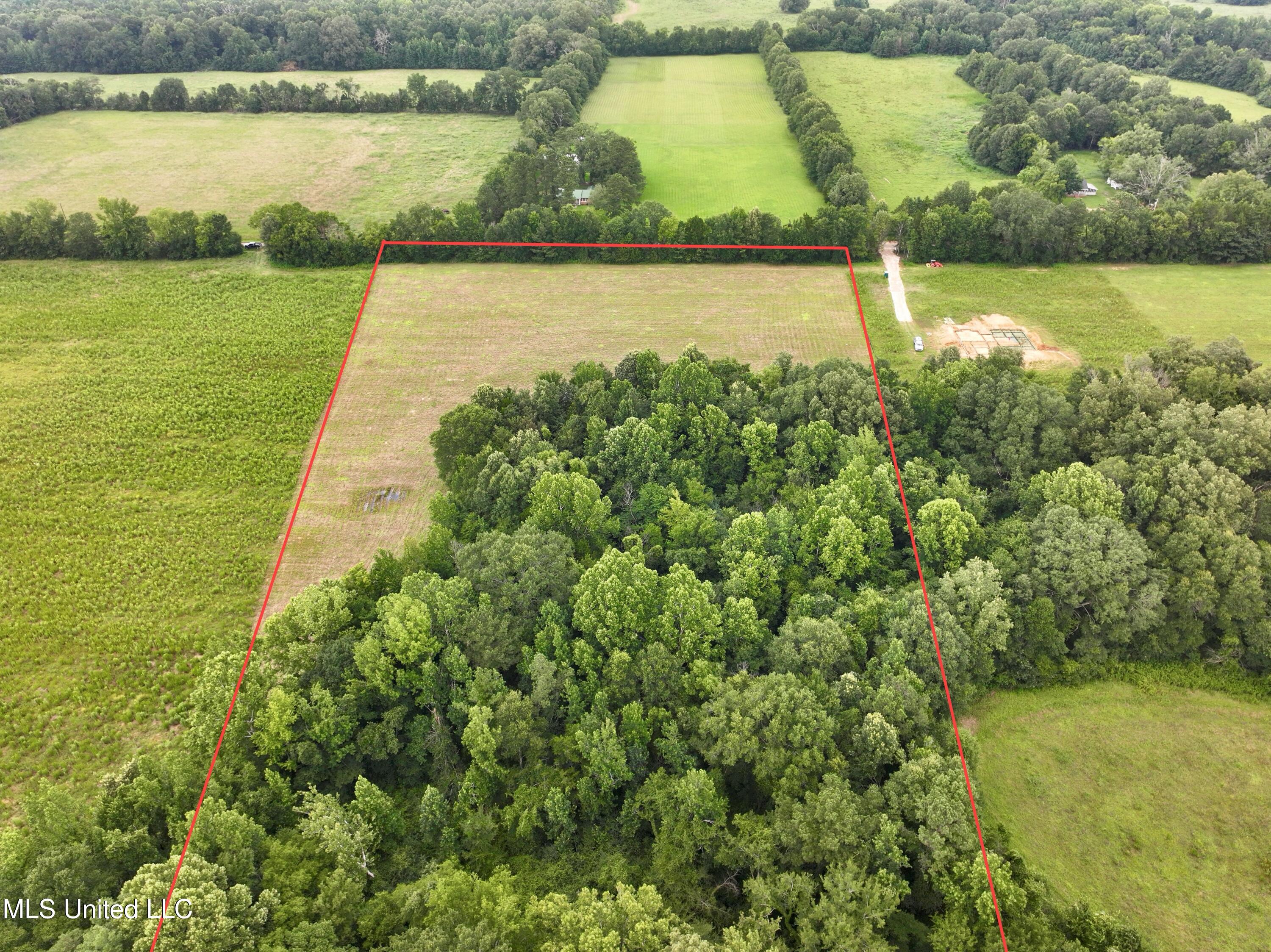 5 Renfroe Road Canton, MS 39046 - Photo 4 of 11 hutton 3