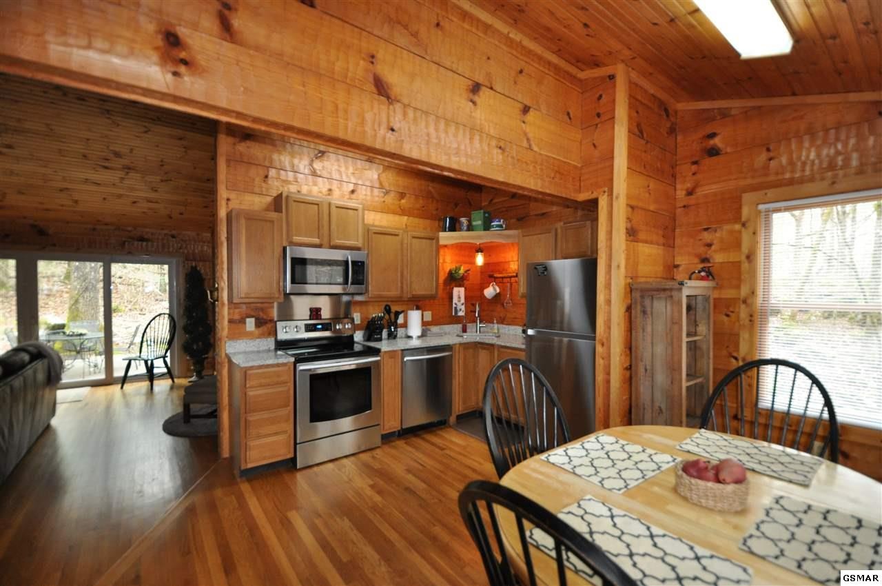 163 Sequoyah Village Road Townsend, TN 37882 - Photo 9 of 26 Gallery Image 9