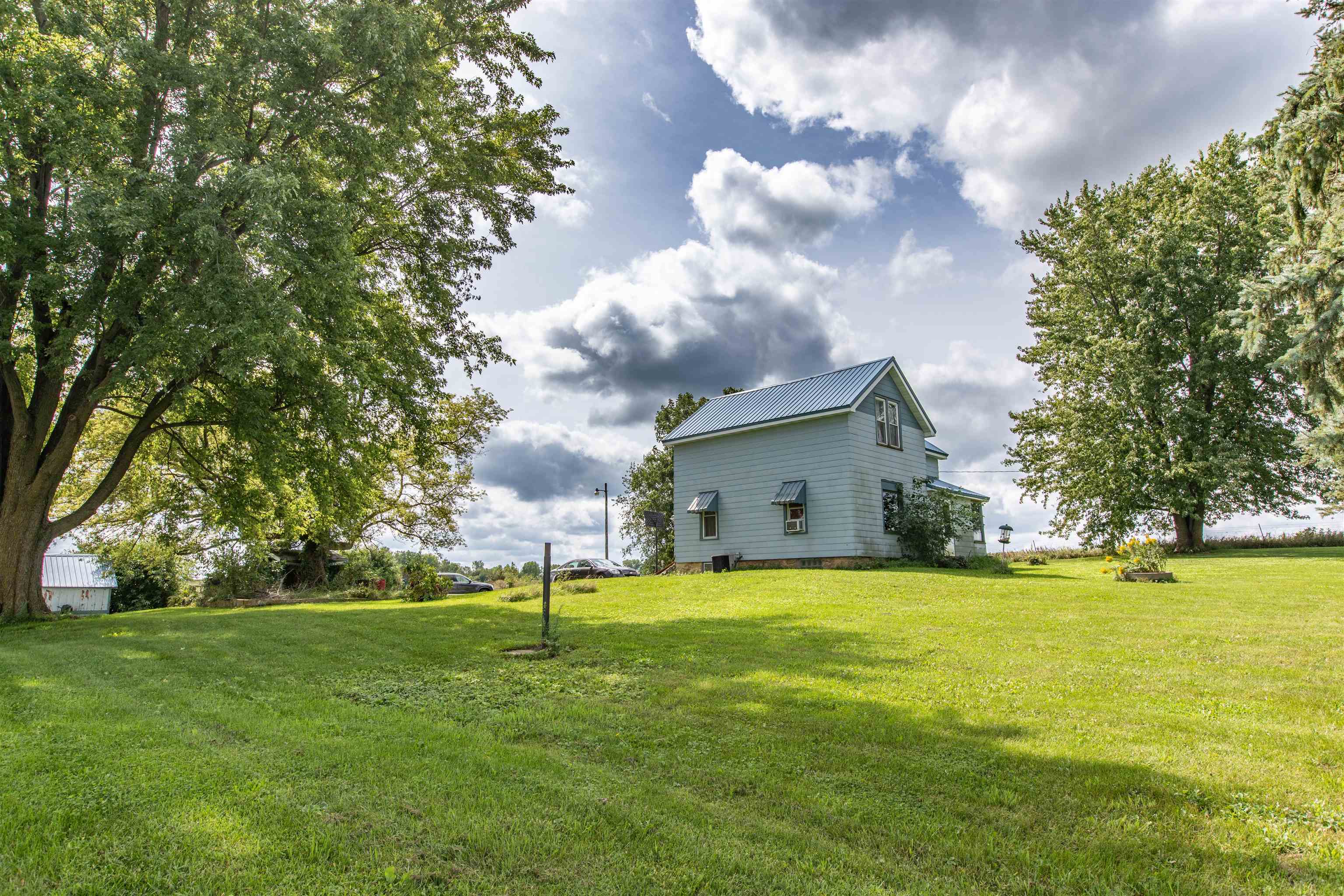 5215 County Road West Dodgeville, WI 53533 - Photo 12 of 36 Gallery Image 12