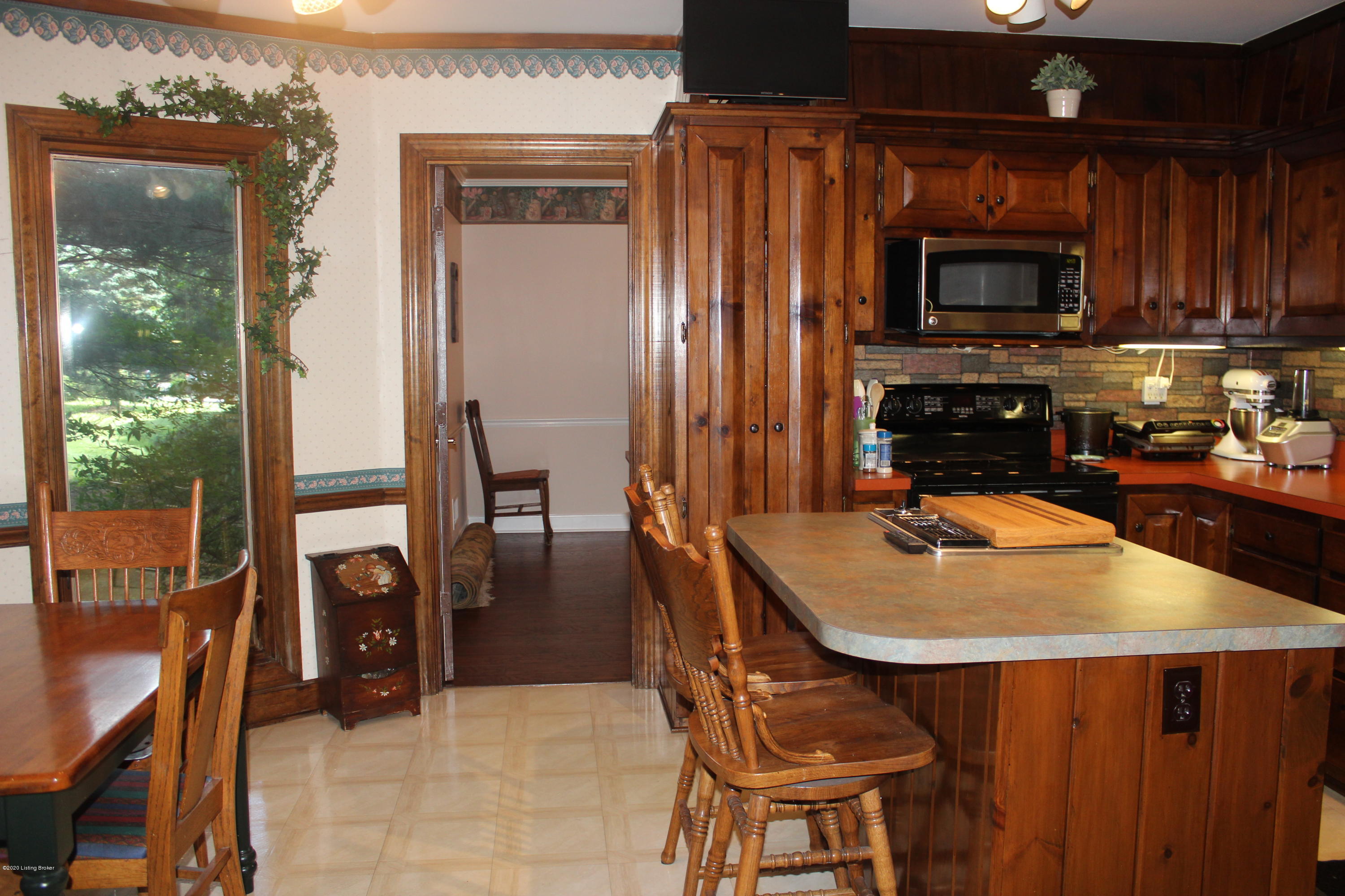10712 Sun Ridge Road Goshen, KY 40026 - Photo 7 of 33 IMG_0036
