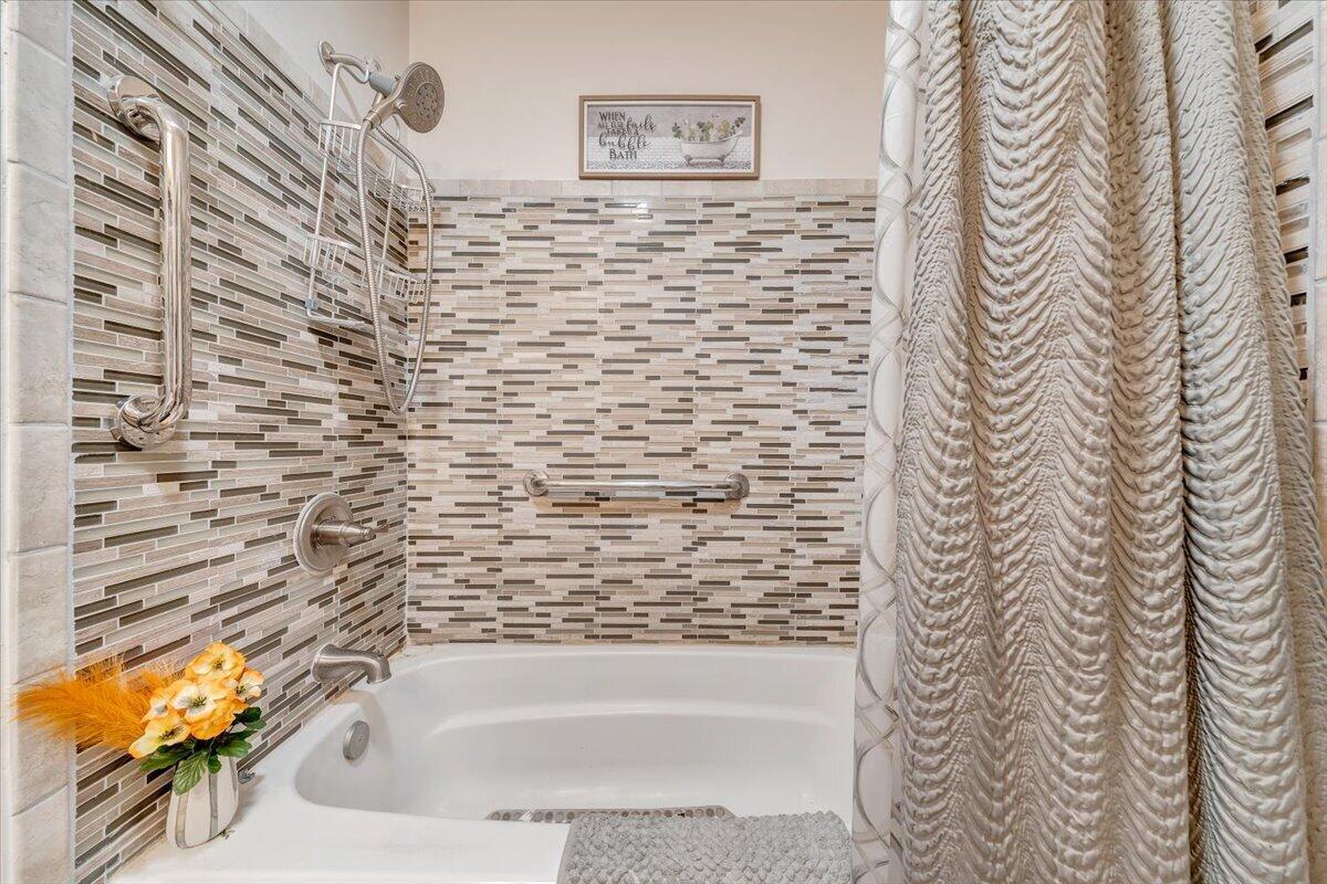 1625 Eanes Road Roanoke, VA 24014 - Photo 26 of 62 024-MIB06303