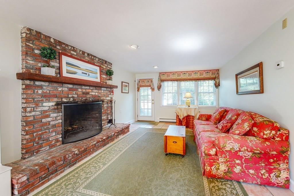 8 Pilgrim Road Hingham, MA 02043 - Photo 20 of 42 Gallery Image 20