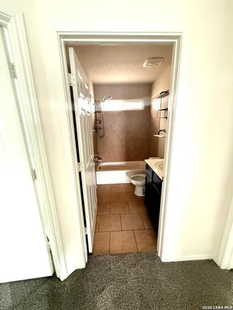 $2,100 | 238 Nesting Tree, San Antonio, TX 78253