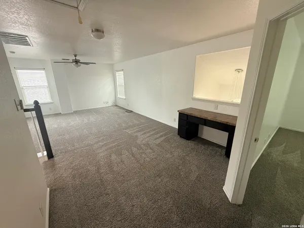 $2,100 | 238 Nesting Tree, San Antonio, TX 78253