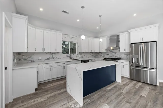 $3,500 | 19613 Lanark Street, Unit 1/4, Reseda, CA 91335