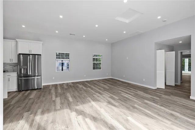 $3,500 | 19613 Lanark Street, Unit 1/4, Reseda, CA 91335