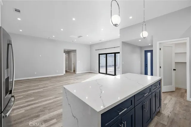 $3,500 | 19613 Lanark Street, Unit 1/4, Reseda, CA 91335