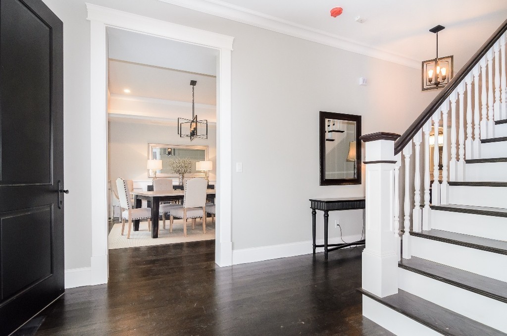 178 Alder Road Westwood, MA 02090 - Photo 2 of 26 Gallery Image 2