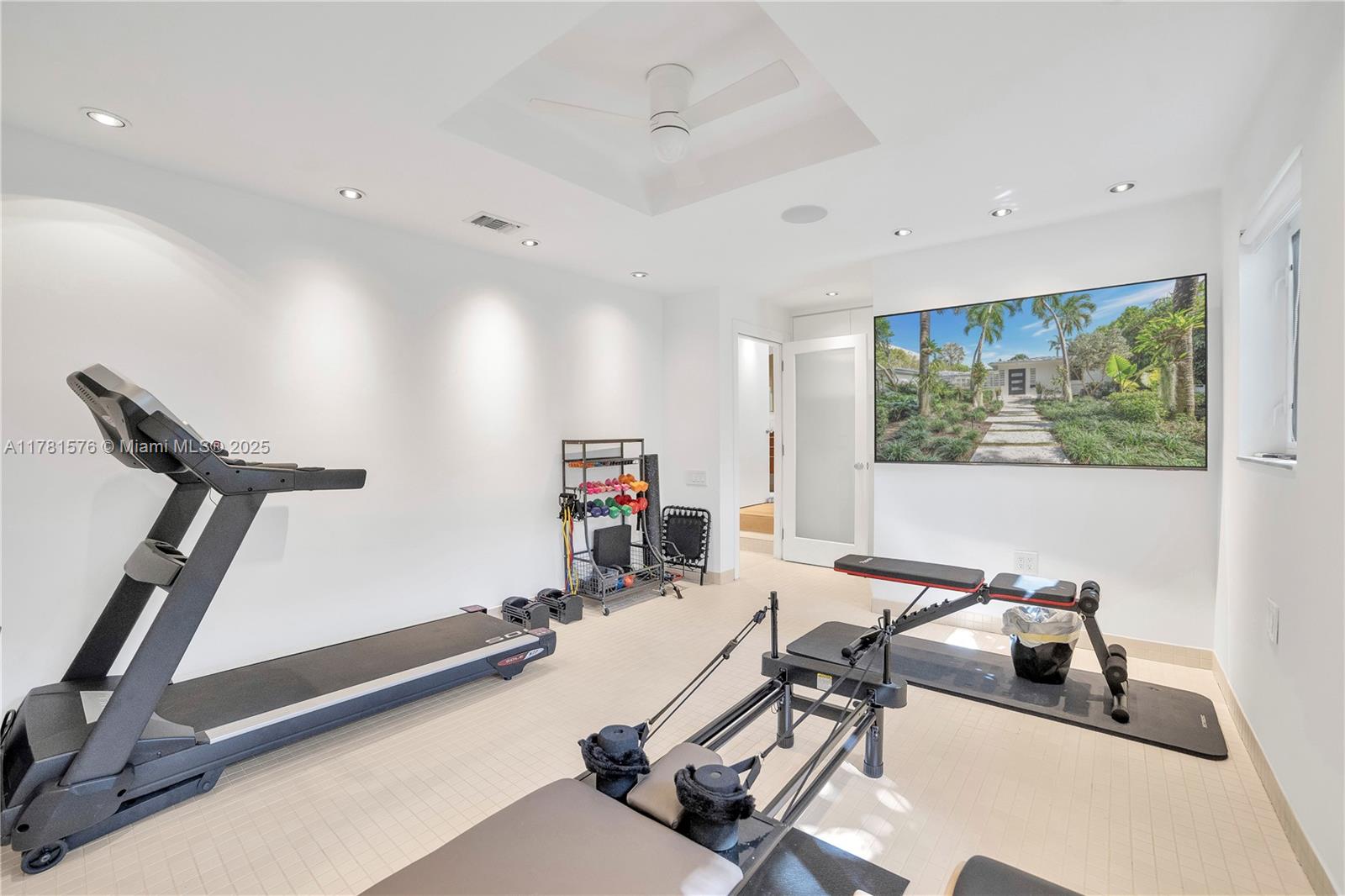 4271 Alton Road Miami Beach, FL 33140 - Photo 42 of 53